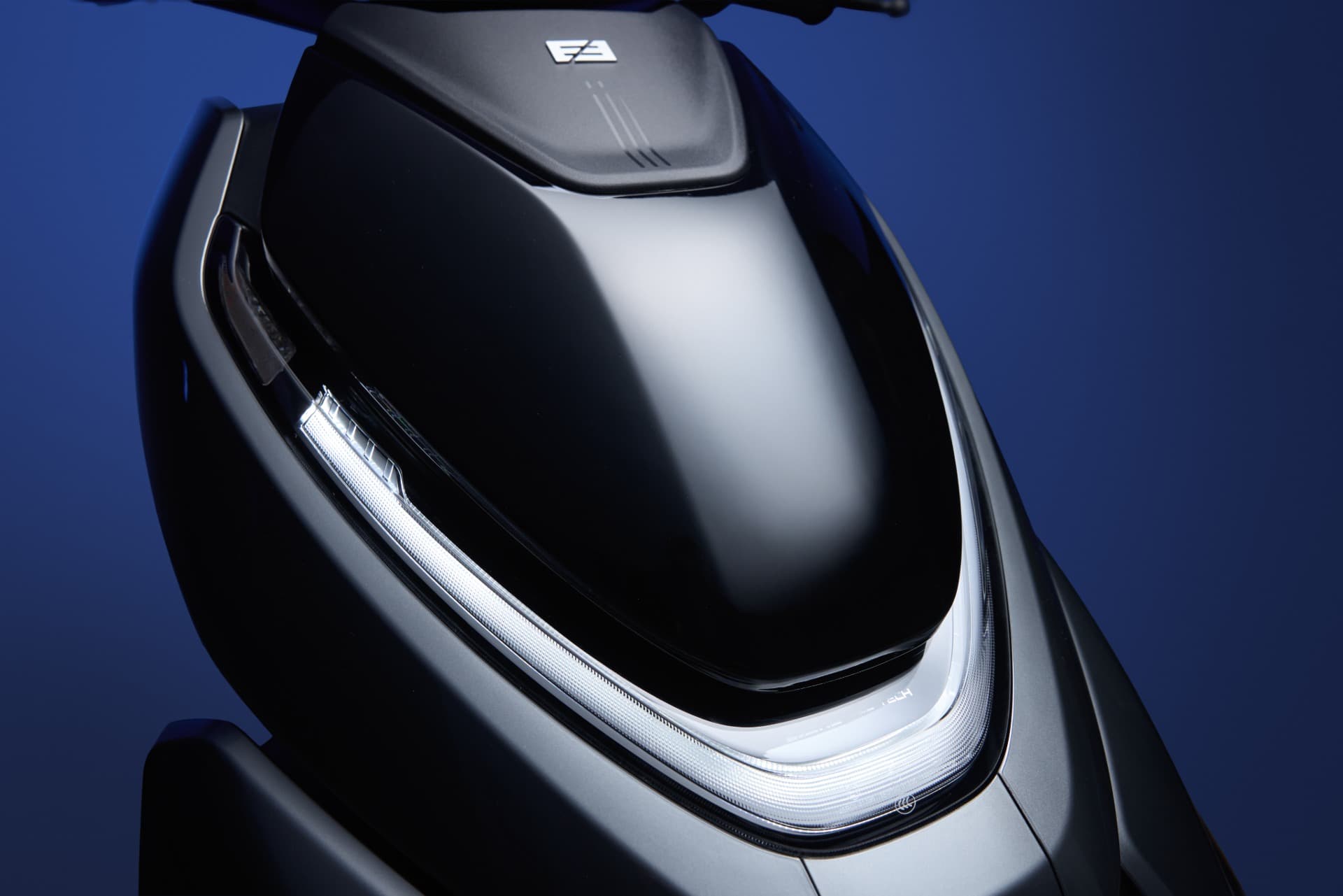 AE4 SE+